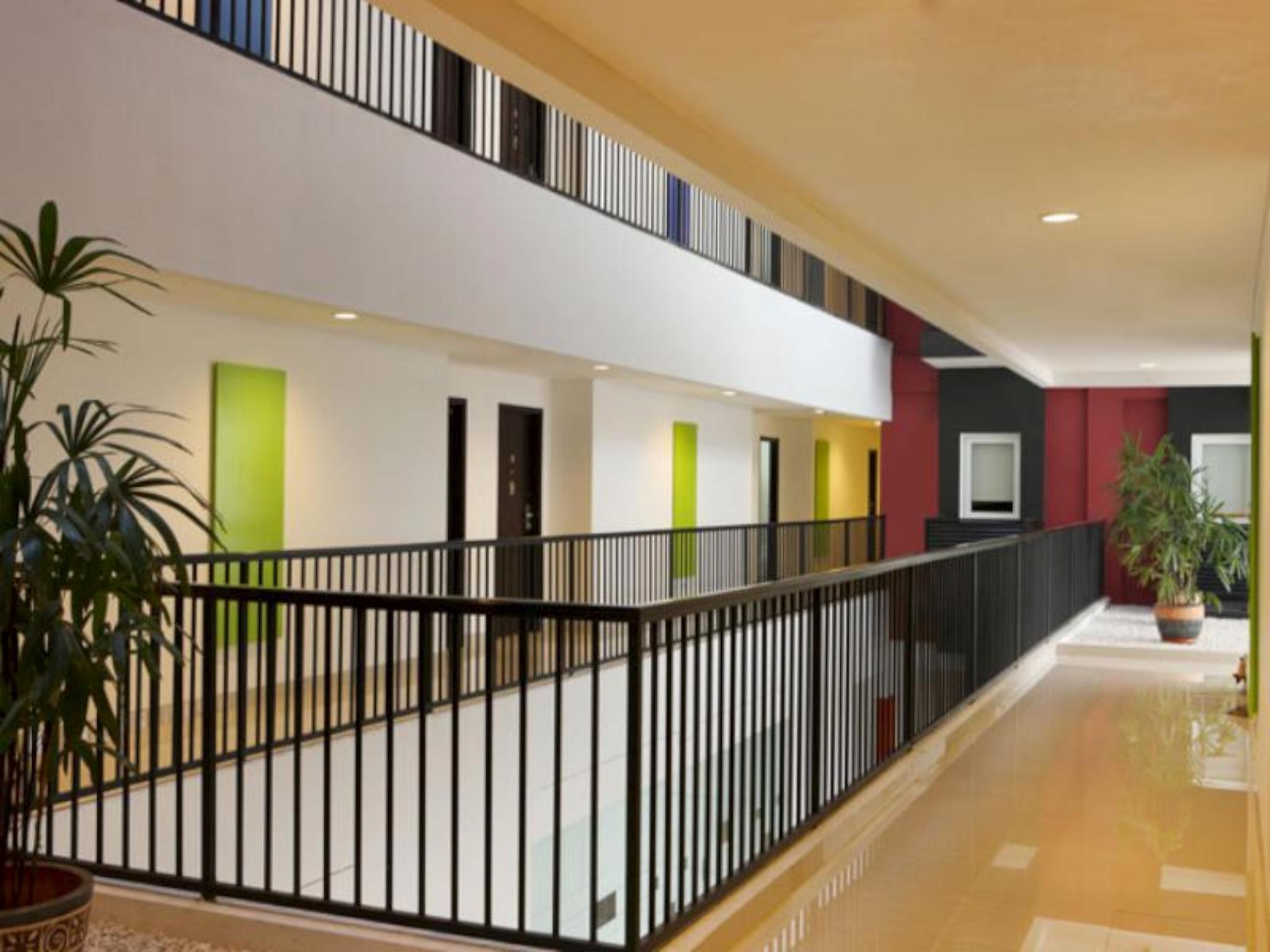 Amaris Hotel Malang Ngoại thất bức ảnh